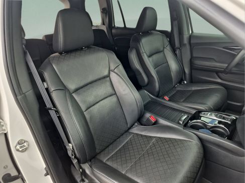 Certified 2023 Honda Passport Elite image 19