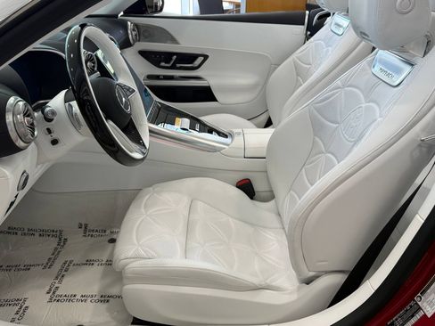 New 2026 Mercedes-Benz Maybach SL 680 image 14