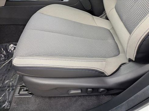 New 2026 Subaru Forester Touring AWD/4WD image 4