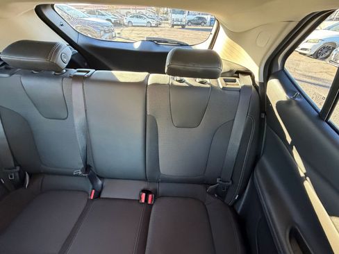 Used 2025 Buick Encore GX Preferred image 35