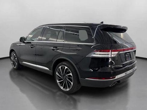 Used 2023 Lincoln Aviator Reserve w/ Equipment Group 201A AWD/4WD image 7