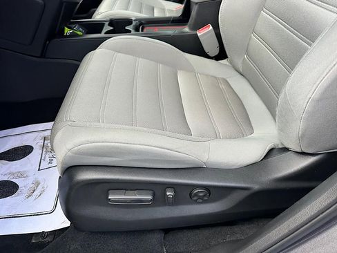 Used 2019 Honda CR-V EX image 18