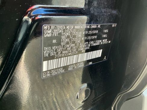 Used 2018 Toyota RAV4 Limited w/ Advanced Technology Package image 36