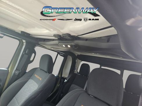 Used 2025 Jeep Gladiator Mojave w/ Safety Group AWD/4WD image 12