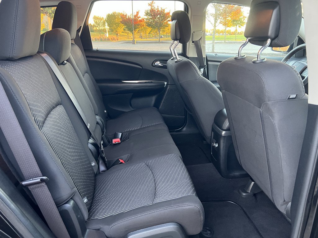 Used 2017 Dodge Journey SE FWD image 12