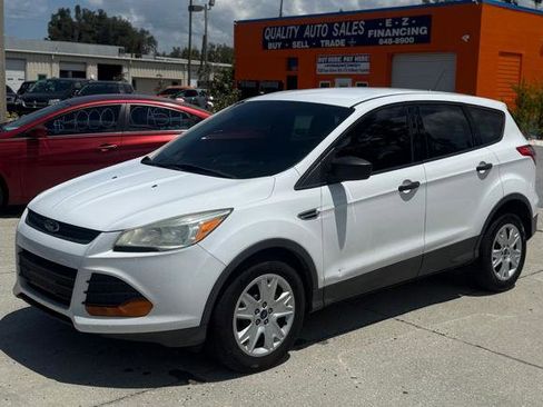 Used 2014 Ford Escape S image 2