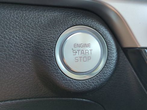 Used 2025 Kia Telluride S FWD image 29