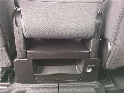 Used 2018 Chevrolet Silverado 2500 LT image 17