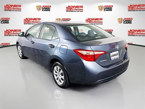 Used 2019 Toyota Corolla LE image 2