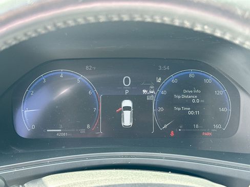 Used 2024 Toyota Grand Highlander Limited image 10