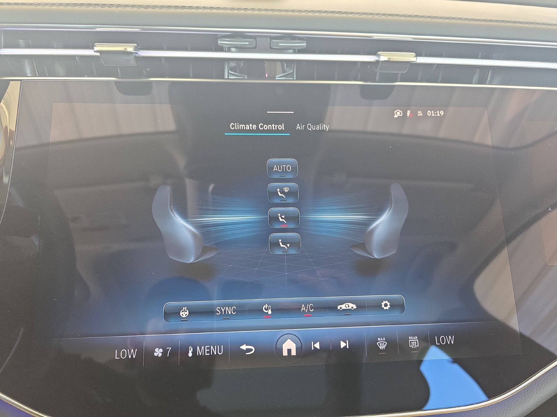 Used 2025 Mercedes-Benz E 350 4MATIC Sedan image 24