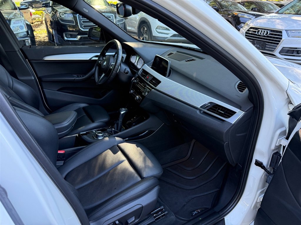 Used 2018 BMW X1 sDrive28i w/ M Sport Package FWD image 17