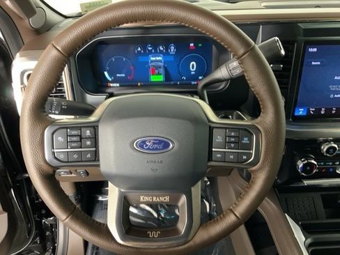 New 2025 Ford F350 King Ranch w/ FX4 Off-Road Package image 19