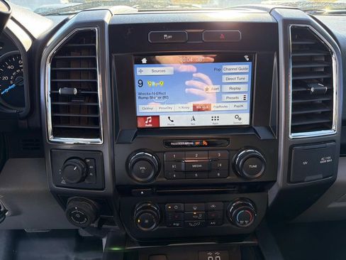 Used 2016 Ford F150 XLT w/ Equipment Group 302A Luxury image 35