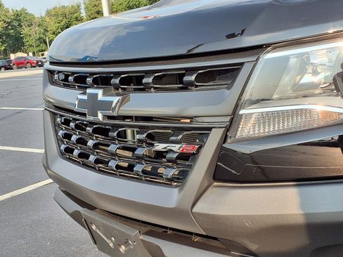 Used 2020 Chevrolet Colorado ZR2 w/ LPO, Premium Interior Package AWD/4WD image 2