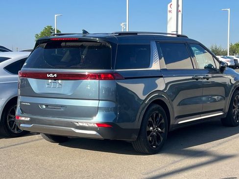 Used 2024 Kia Carnival SX FWD image 6