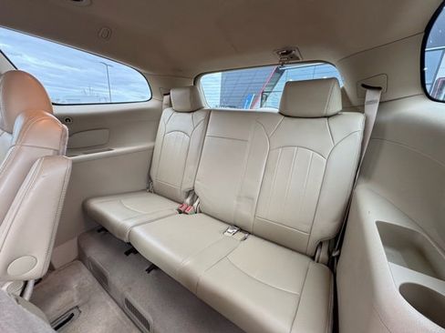 Used 2010 Buick Enclave CXL image 13