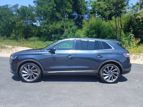 Used 2023 Lincoln Nautilus Reserve w/ Equipment Group 202A AWD/4WD image 3
