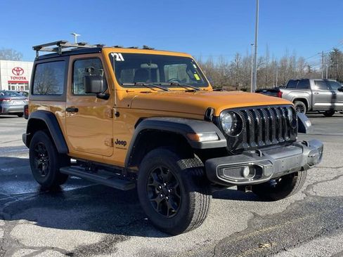 Used 2021 Jeep Wrangler Sport image 7