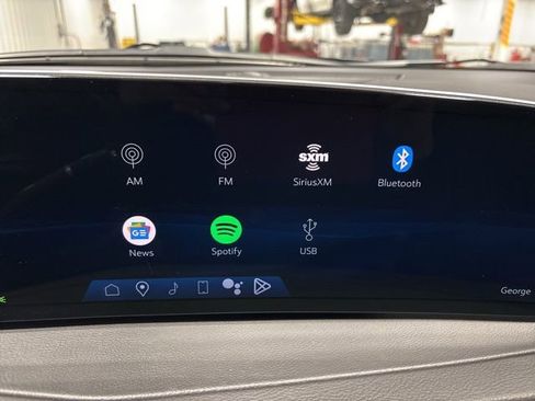 Used 2024 Cadillac XT4 Premium Luxury image 25