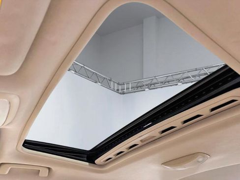 Used 2011 Volvo XC70 3.2 image 21