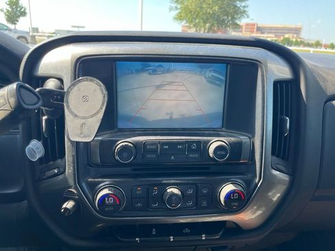 Used 2018 Chevrolet Silverado 1500 LT w/ All Star Edition RWD image 11