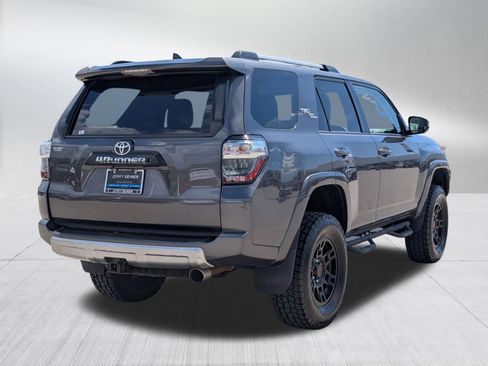 Used 2018 Toyota 4Runner TRD Off-Road Premium AWD/4WD image 5