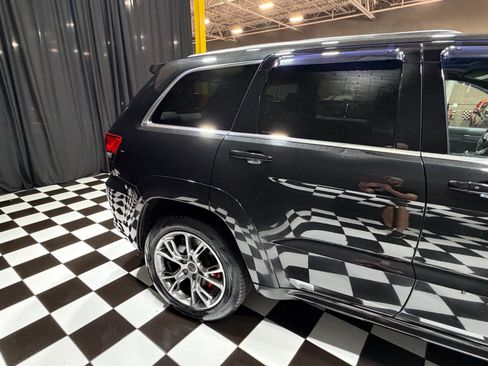 Used 2014 Jeep Grand Cherokee SRT8 w/ Luxury Group II AWD/4WD image 17