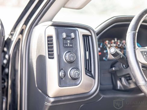 Used 2017 GMC Sierra 2500 Denali w/ Duramax Plus Package image 21