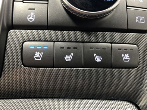 Used 2023 Hyundai Santa Fe Limited AWD/4WD image 30