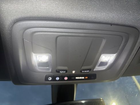 Certified 2019 Chevrolet Silverado 1500 LT w/ All-Star Edition image 28