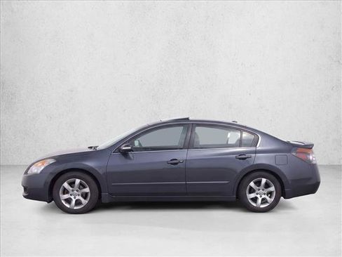 Used 2008 Nissan Altima 3.5 SL w/ Technology Pkg FWD image 23