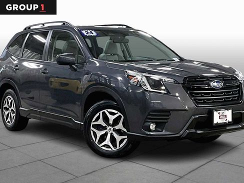 Certified 2024 Subaru Forester Premium image 3