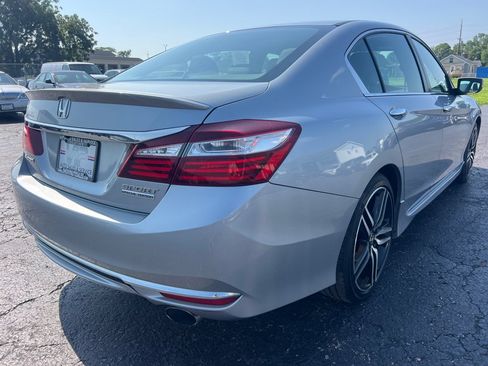 Used 2017 Honda Accord Sport Special Edition image 7