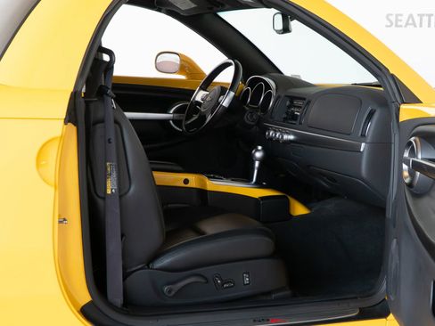 Used 2006 Chevrolet SSR w/ Preferred Equipment Group RWD image 54