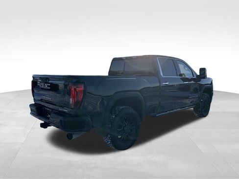 Used 2022 GMC Sierra 2500 Denali w/ Denali Black Diamond Edition image 19