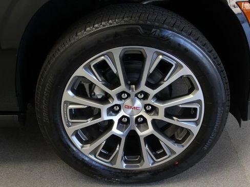 New 2026 GMC Yukon Denali image 5