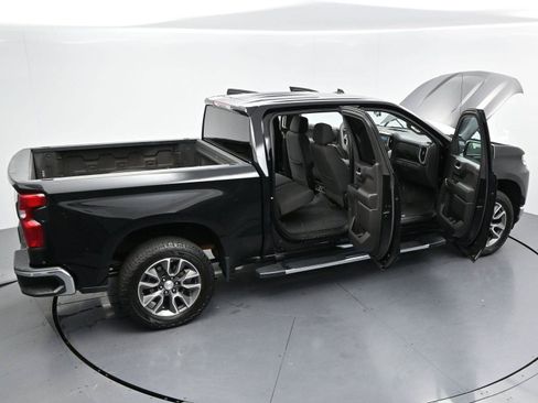 Used 2022 Chevrolet Silverado 1500 LT AWD/4WD image 39