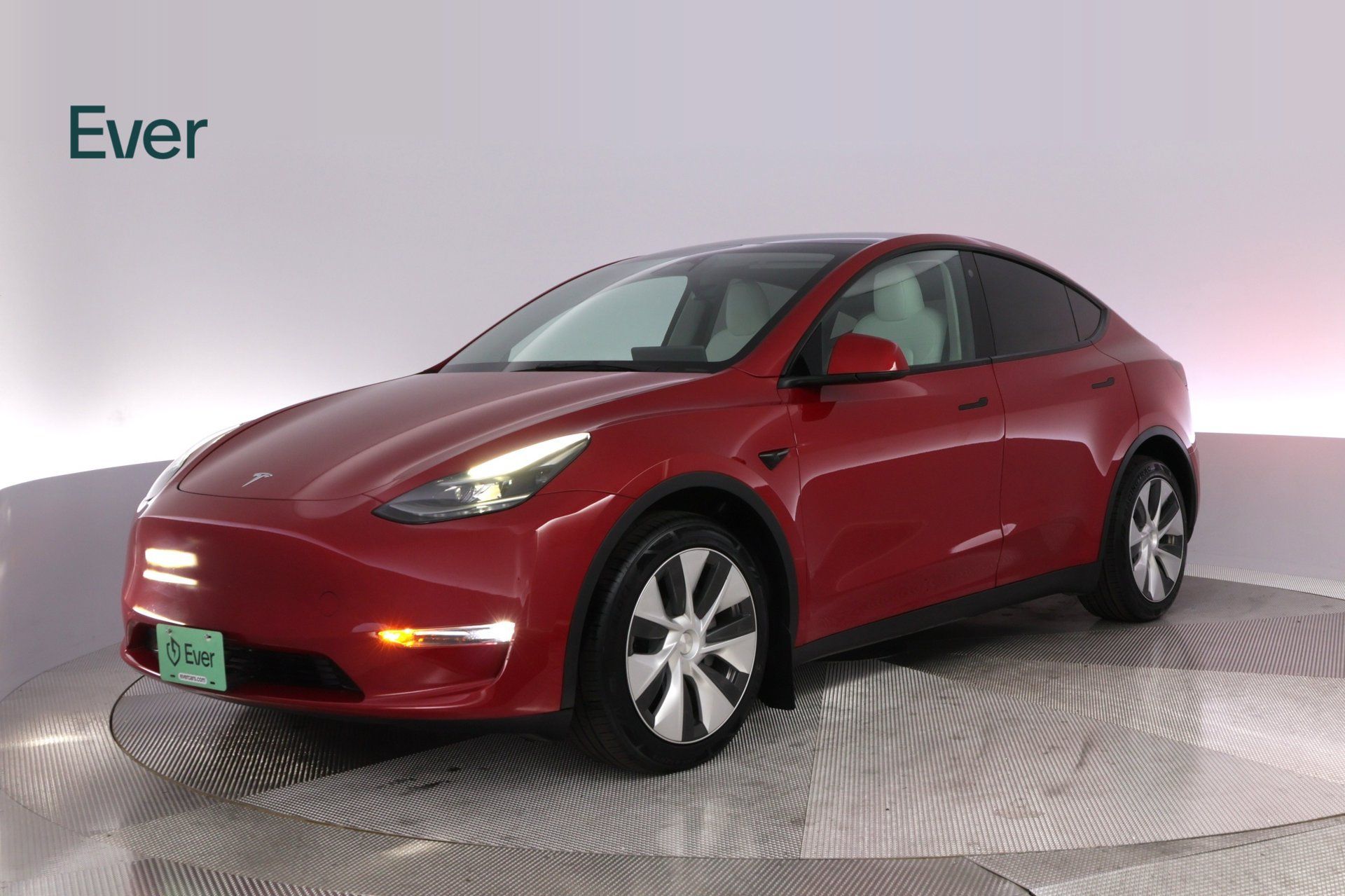 Used 2023 Tesla Model Y Long Range AWD/4WD image 2