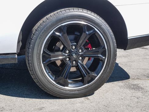 Used 2022 Ford Expedition Limited AWD/4WD image 7