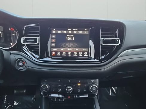 Used 2024 Dodge Durango SXT AWD/4WD image 22