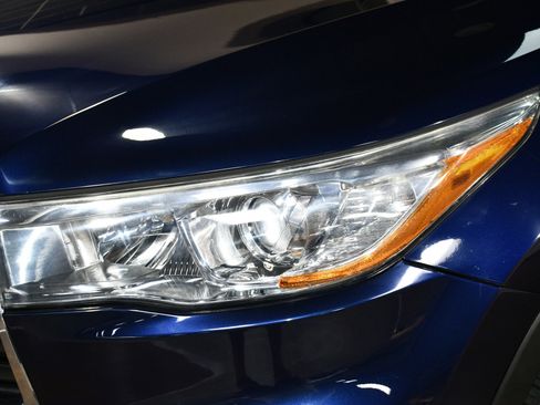 Used 2015 Toyota Highlander Plus image 55