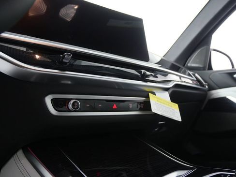 Used 2026 BMW X5 xDrive50e w/ M Sport Package image 21
