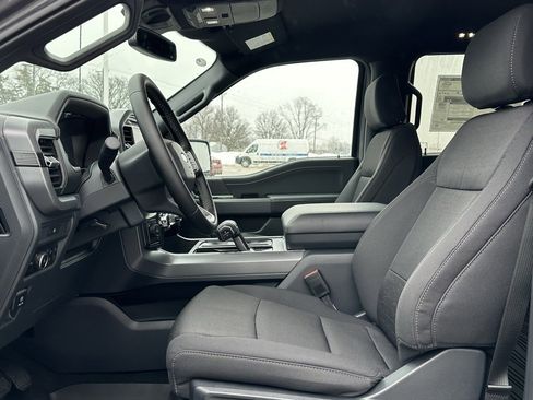 New 2025 Ford F150 XLT w/ Equipment Group 302A MID image 9