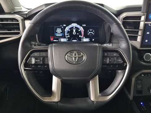 Used 2024 Toyota Tundra Limited AWD/4WD image 18