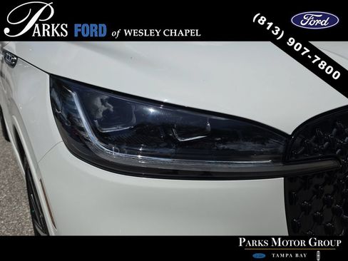 Used 2025 Lincoln Aviator Black Label w/ Black Label Special Edition AWD/4WD image 7