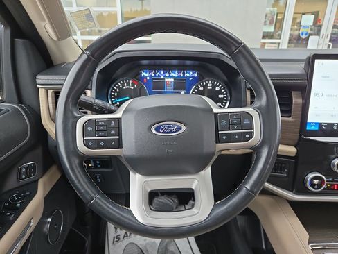 Used 2024 Ford Expedition Max Limited image 21