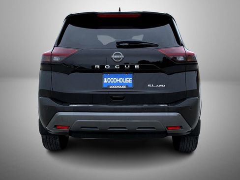 Used 2023 Nissan Rogue SL w/ SL Premium Package image 6