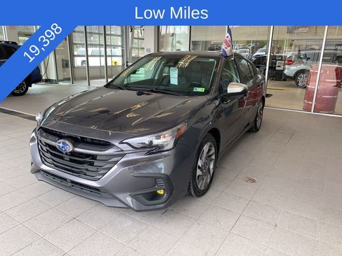Used 2025 Subaru Legacy Touring XT AWD/4WD image 2