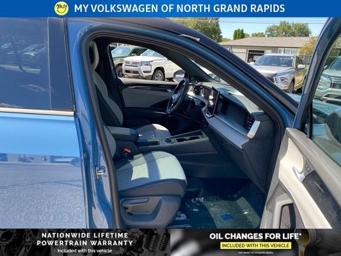 New 2026 Volkswagen Tiguan SE R-Line AWD/4WD image 24